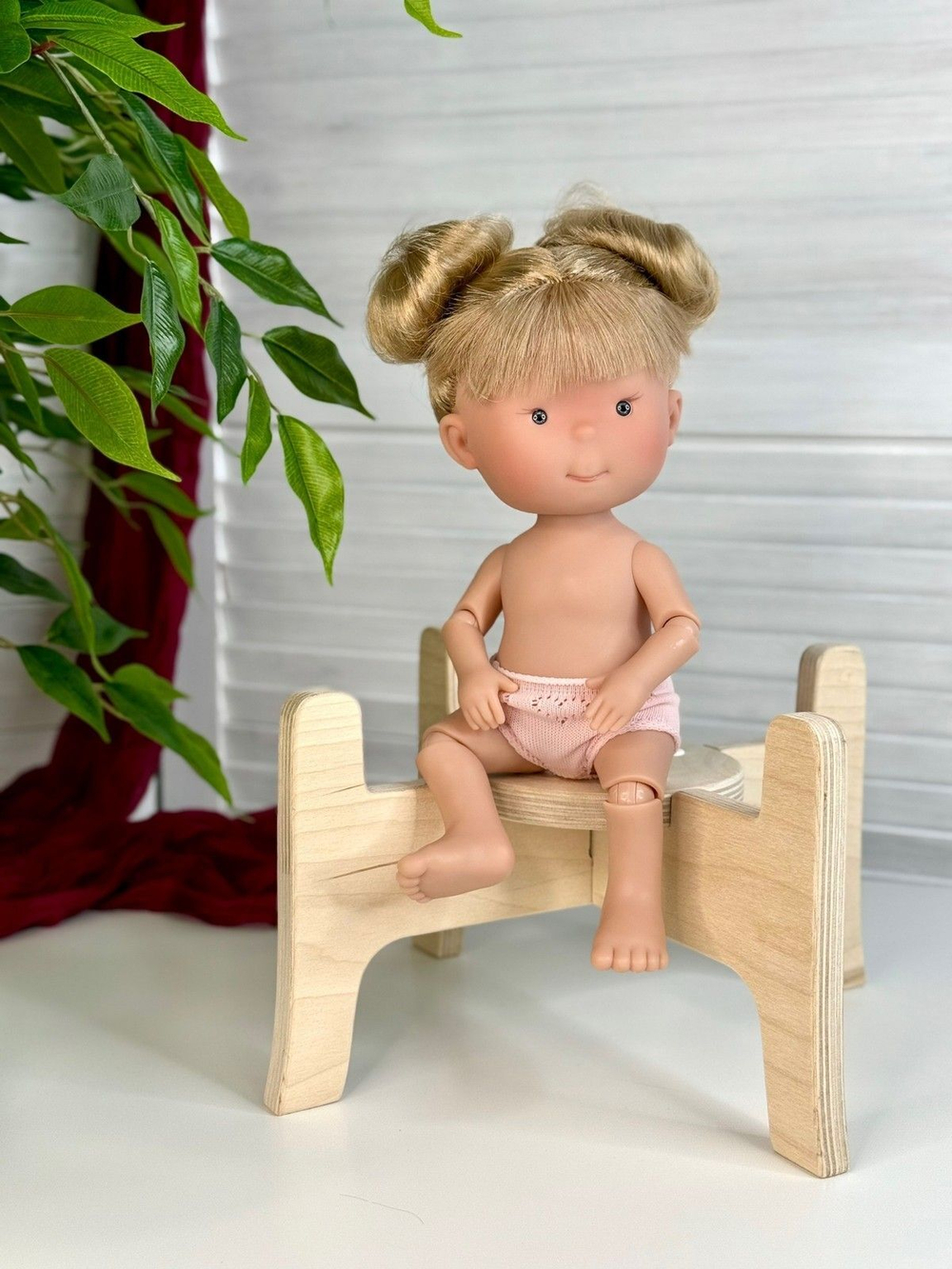 Кукла Nines виниловая 30см PIPPA шарнирная без одежды (2909W)