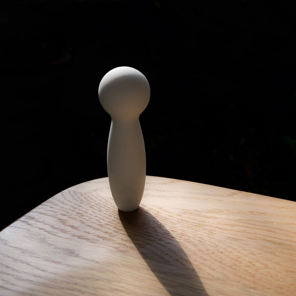 Серый мини-вибромассажёр Harmony