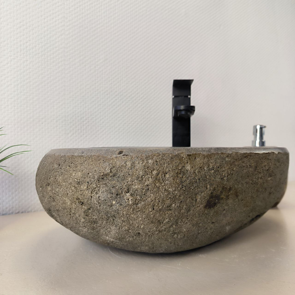 Раковина из речного камня RS-66017 45х37х15 из натурального камня