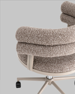 Стул офисный Ponty светло-коричневый бежевые ножки