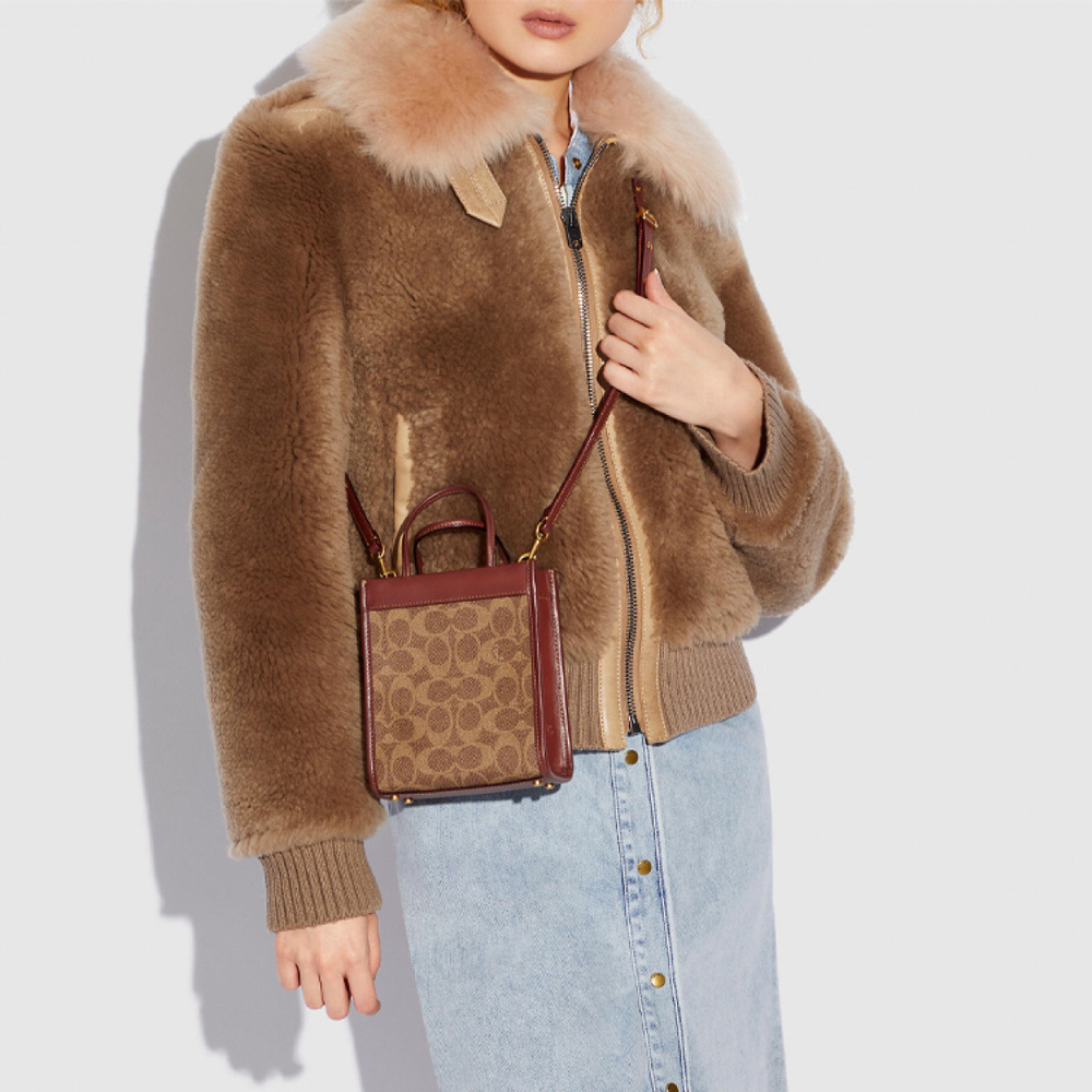 Сумка COACH Cashin 14 PVC Tote, C5277-B4NQ4