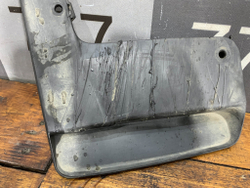 Брызговик передний правый Lexus UX 18-нв Б/У Оригинал PK38976K00F1