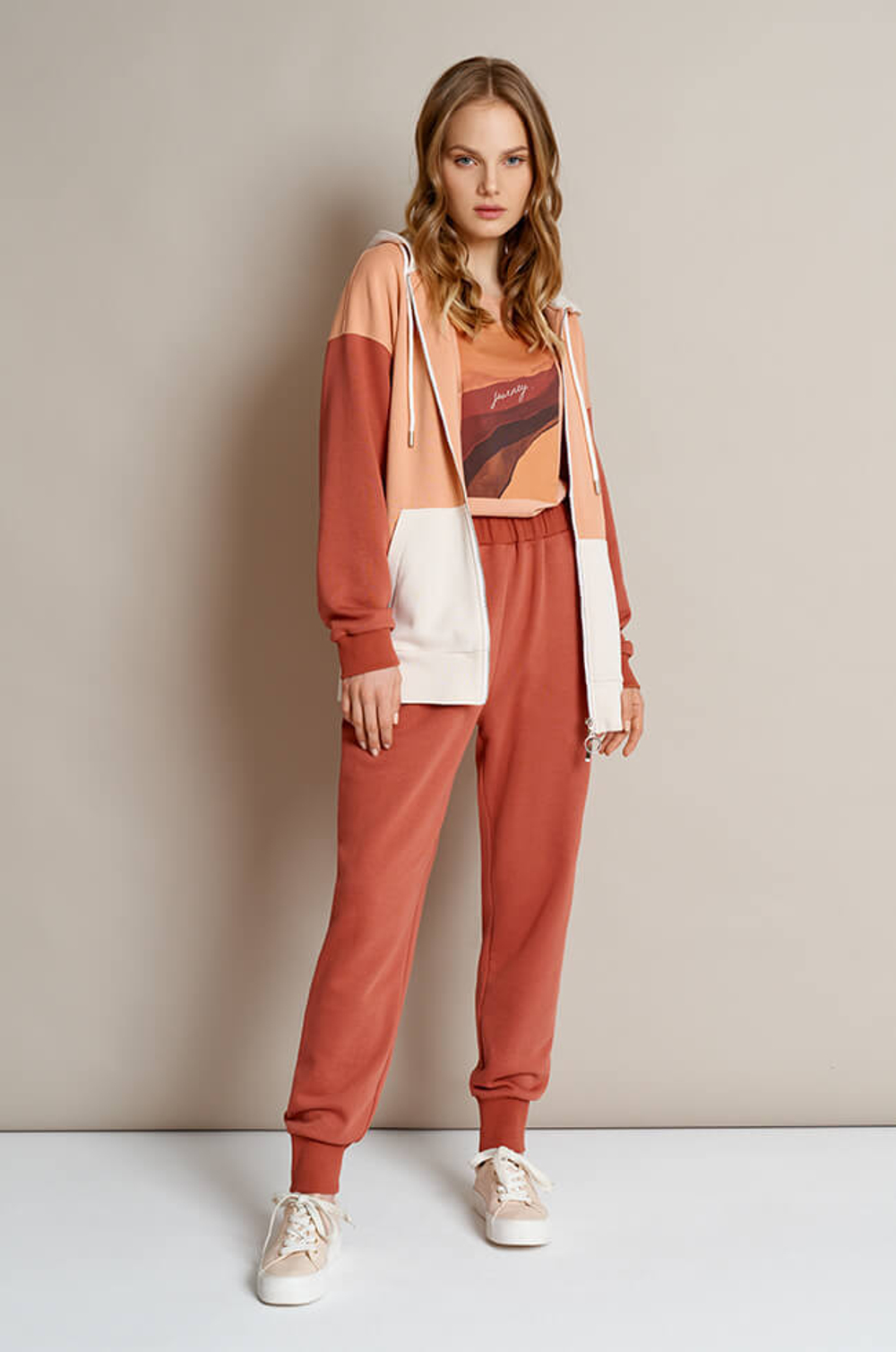 1781 Кардиган женский (персик)