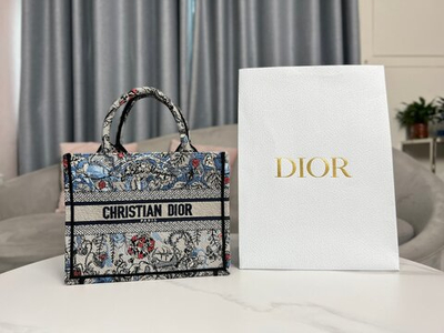 Christian Dior Book Tote 26 cm
