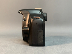 Canon 450D kit 18-55mm 3.5-5.6 IS 20.000 Кадров