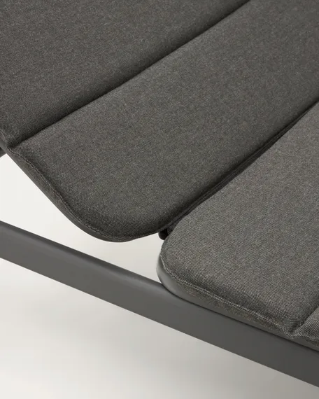 Алюминиевый шезлонг Marcona черный