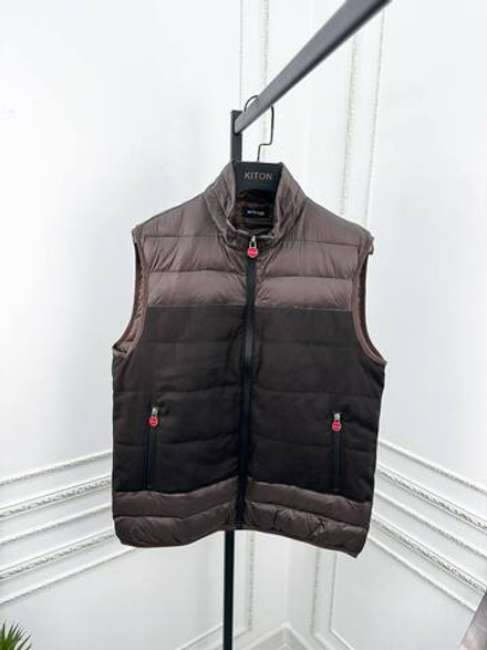 Безрукавка Kiton