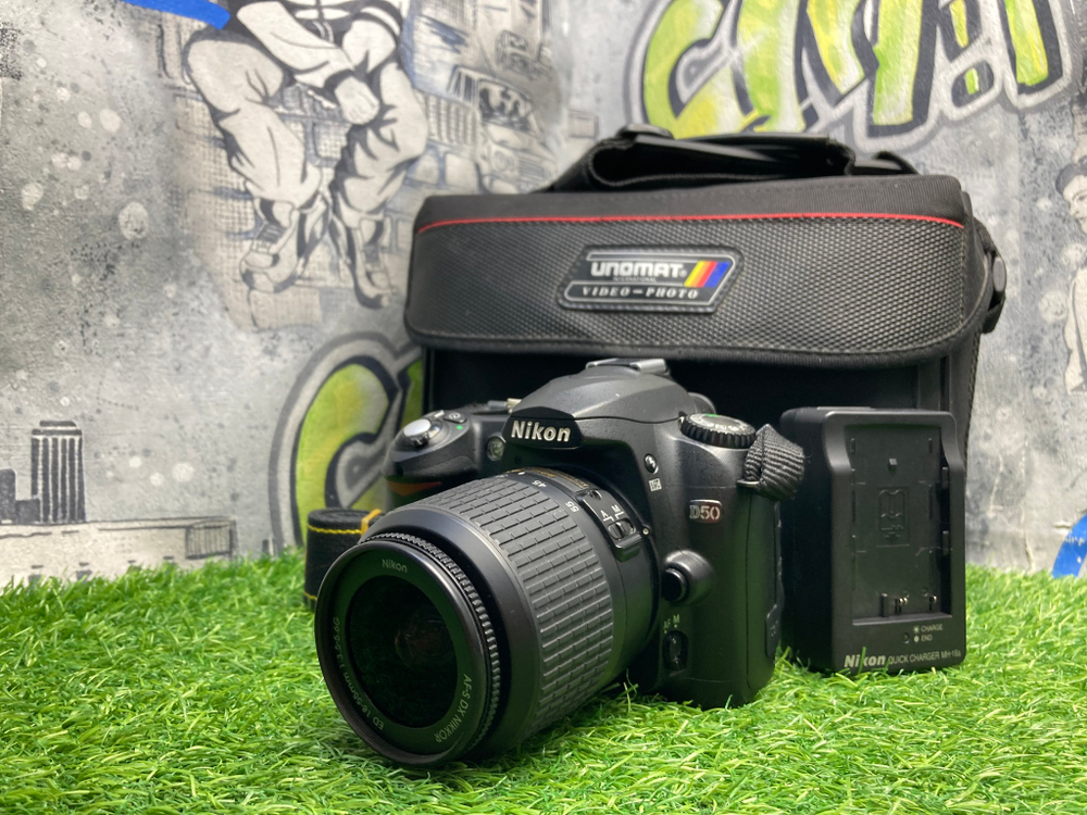 Nikon D50 kit 18-55mm 3.5-5.6G ED (3.500 кадров)