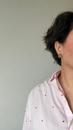 Миниатюрные серьги узелки