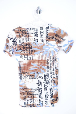 Футболка по фигуре пестрая на 40 размер