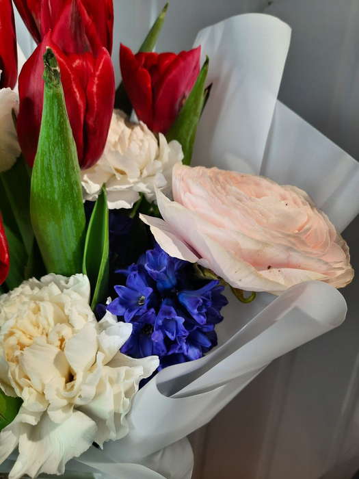 Букет с тюльпанами