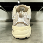New Balance 530 • Bone