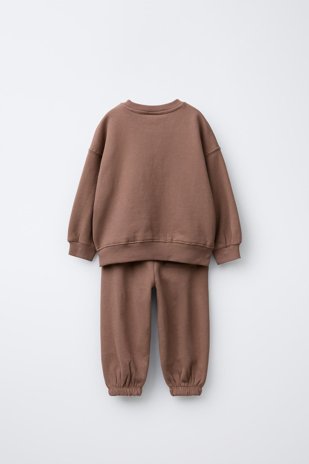 ZARA КОМПЛЕКТ ИЗ ТОЛСТОВКИ И БРЮК-ДЖОГГЕРОВ С ВЫШИТОЙ НАДПИСЬЮ, ЦВЕТ РОЗОВОГО ДЕРЕВА