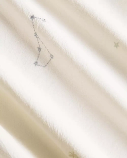 ZARA HOME ДЕТСКИЙ ПОДОДЕЯЛЬНИК С ПРИНТОМ «СОЗВЕЗДИЕ», ЖЕЛТОВАТО-БЕЛЫЙ