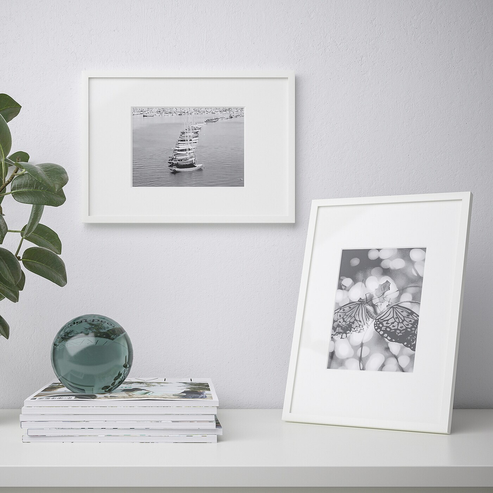 IKEA LOMVIKEN  (ИКЕА ЛОМВИКЕН)  -  Рамка, белая, 21x30 см