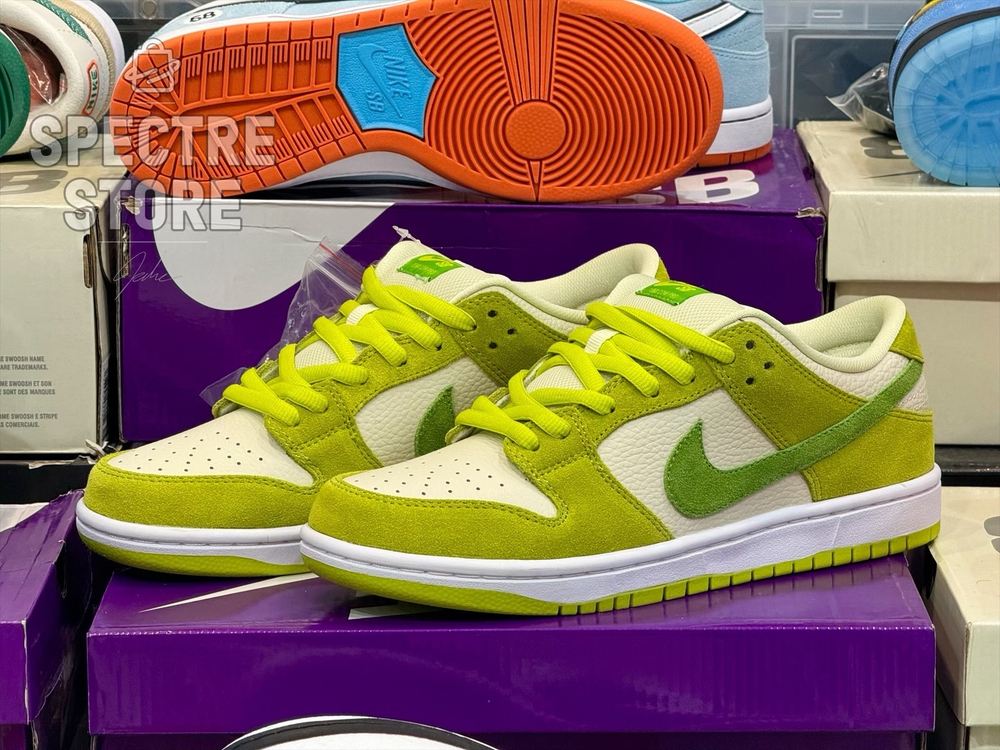 Nike SB Dunk Low Green Apple