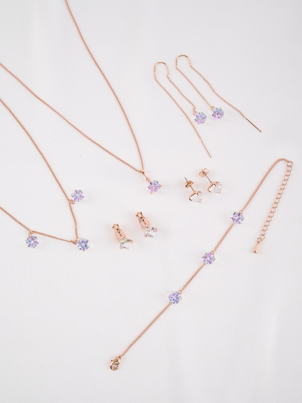 Кольцо Миражи тонкое с сиреневым кристаллом Swarovski