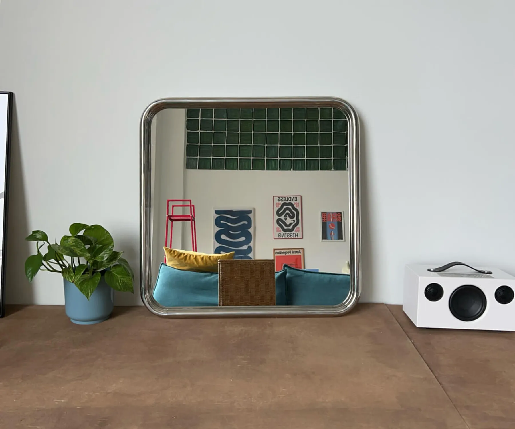 Gallery Item