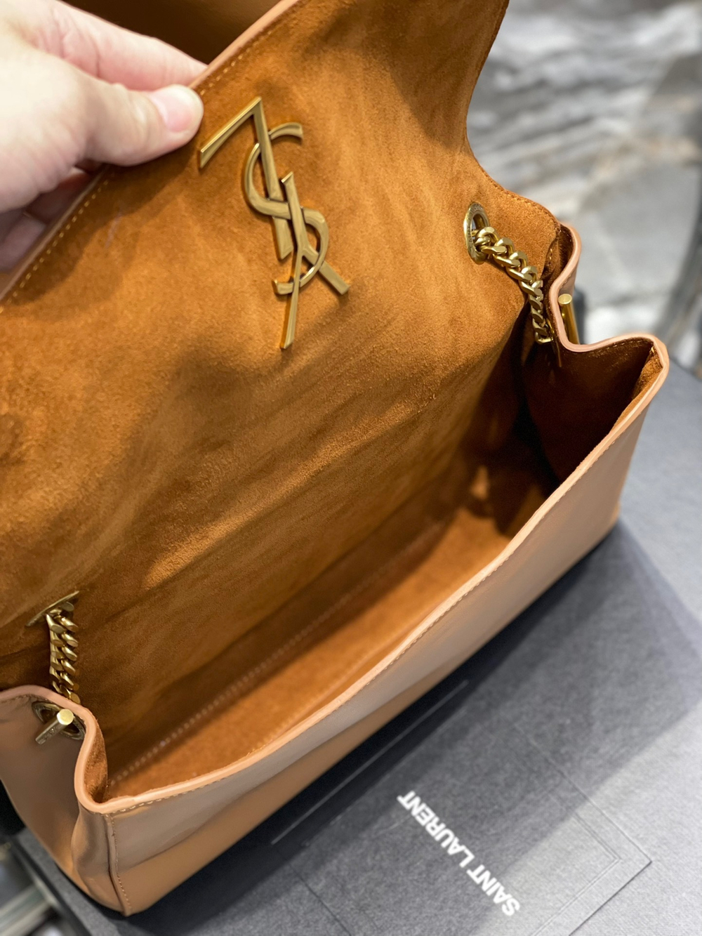 Saint Laurent Kate Medium Reversible Chain Bag 28 cm