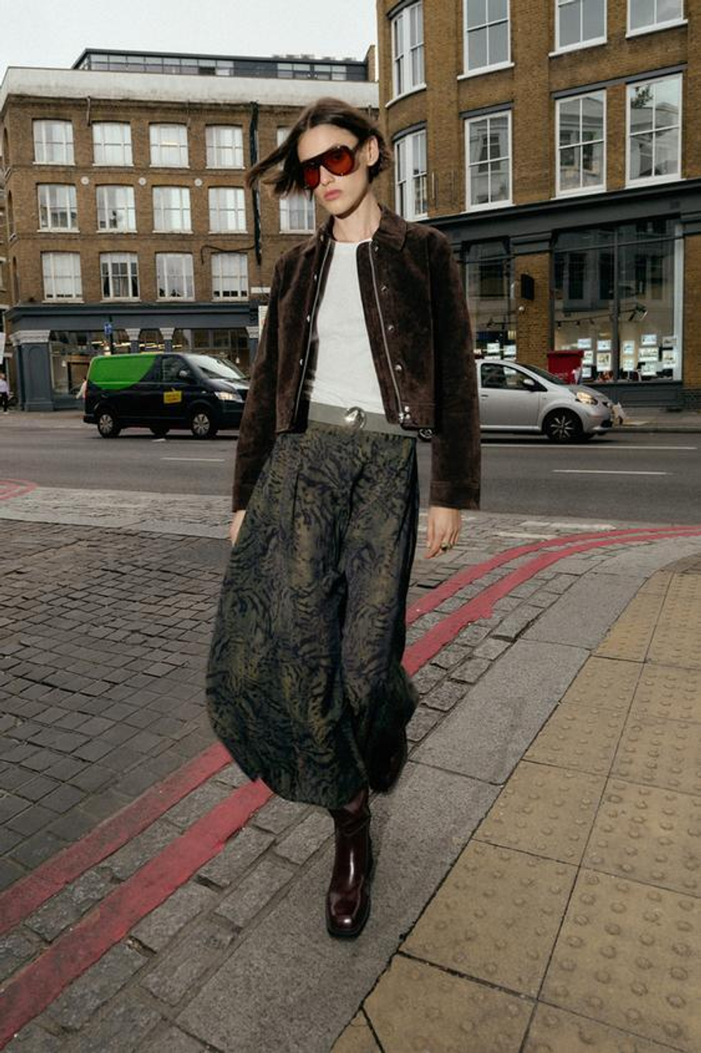 ZARA ЮБКА МИДИ ИЗ ТКАНИ С АНИМАЛИСТИЧЕСКИМ ПРИНТОМ И РЕМНЕМ, РАЗНОЦВЕТНЫЙ