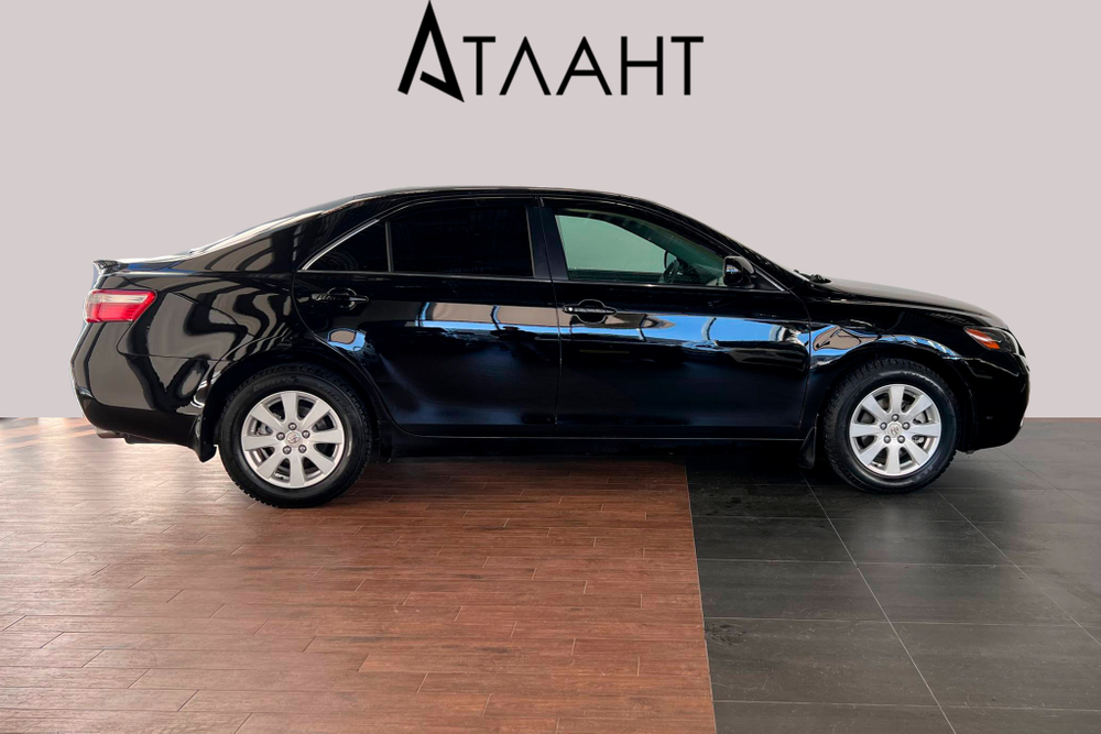 Toyota Camry, 2008 год