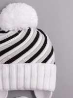 Шапка вязаная зимняя для детей