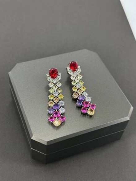 Серьги Louis Vuitton