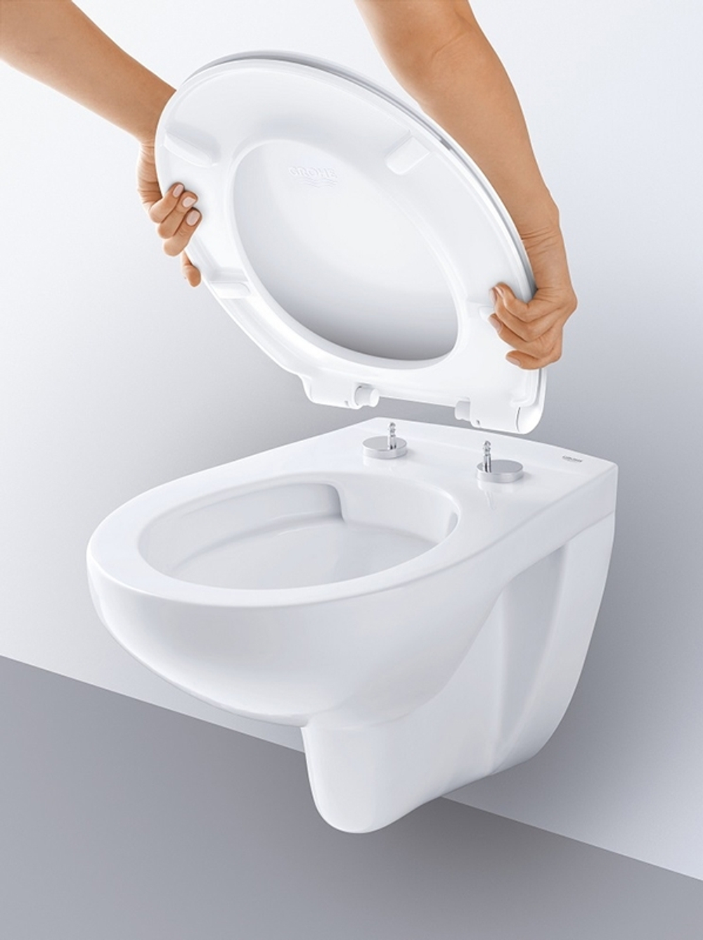 Унитаз Grohe Bau Ceramic 39351000 подвесной с сиденьем Микролифт
