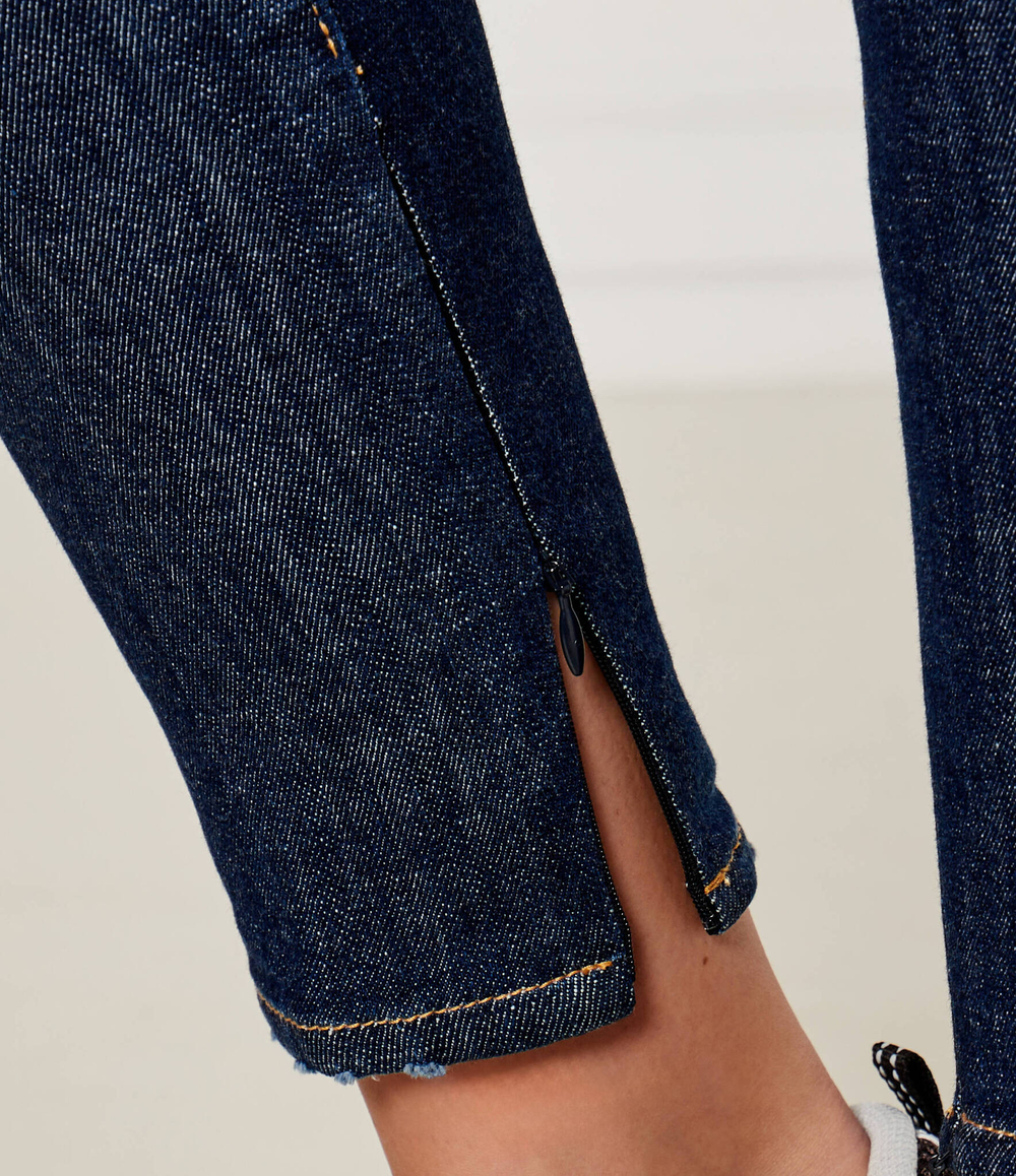 Джинсы Dsquared2 - голубой(S72LB0808 S30872)