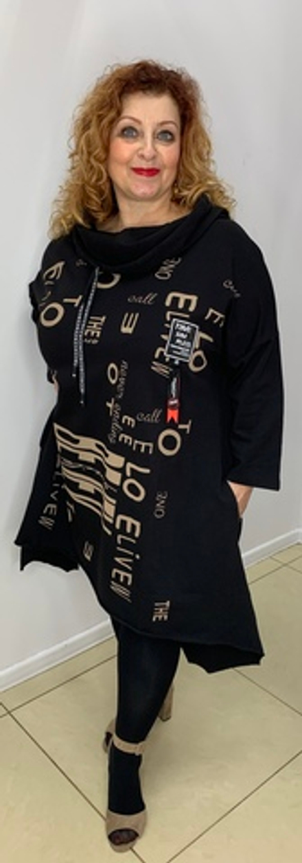 Черная туника - платье с оригинальным фасоном