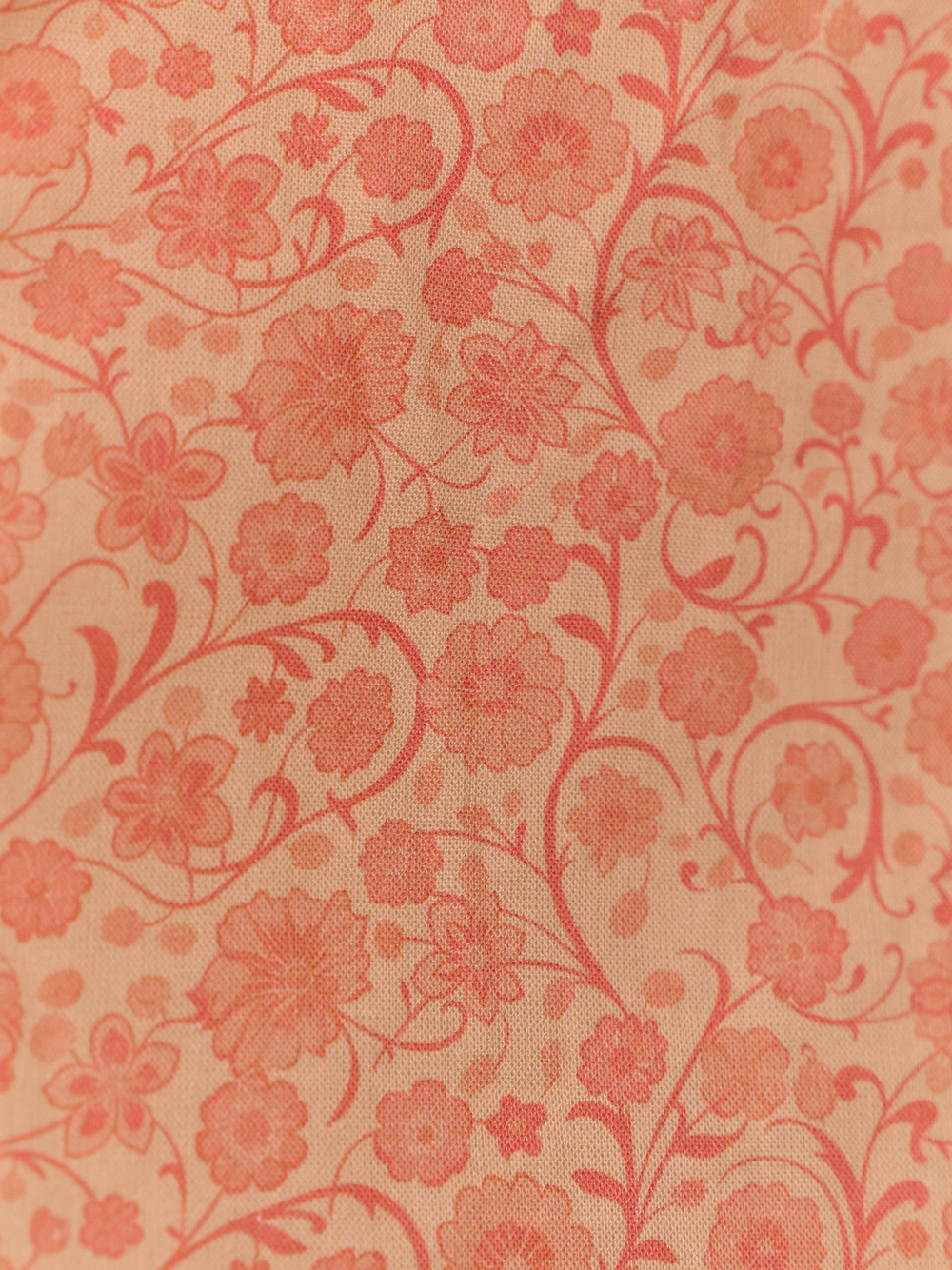 Платье с отложным воротником