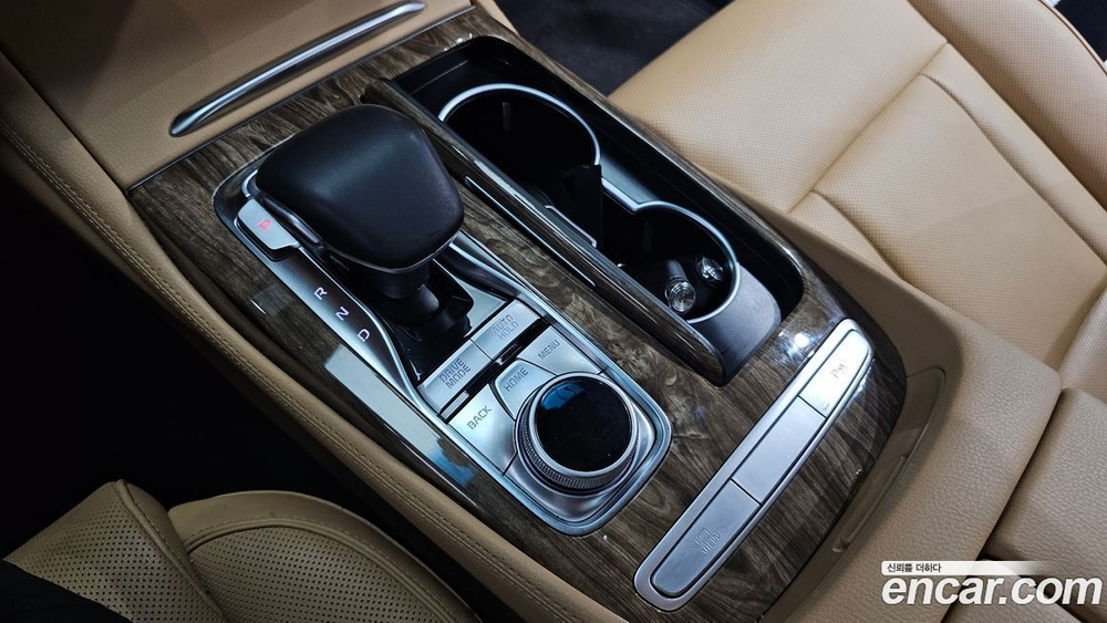 Kia The K9 (Quoris/K900) 3.8 GDI (11.2020)