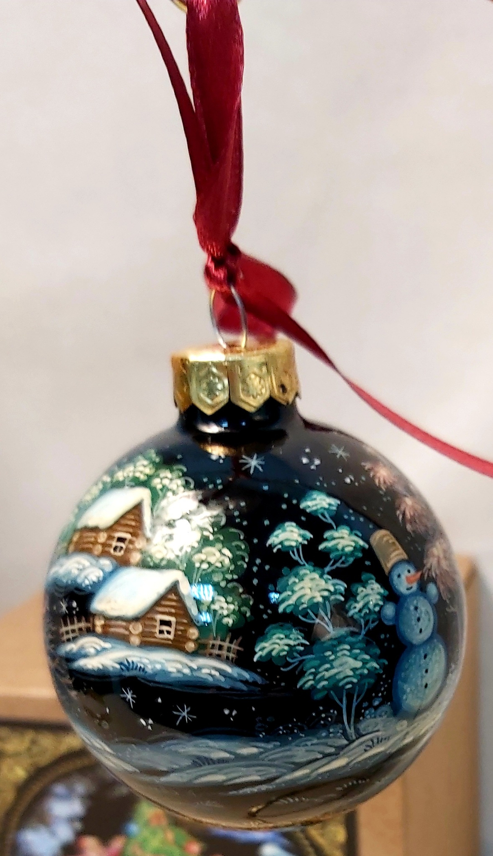 Шар новогодний с ручной росписью  Палех "Елка"