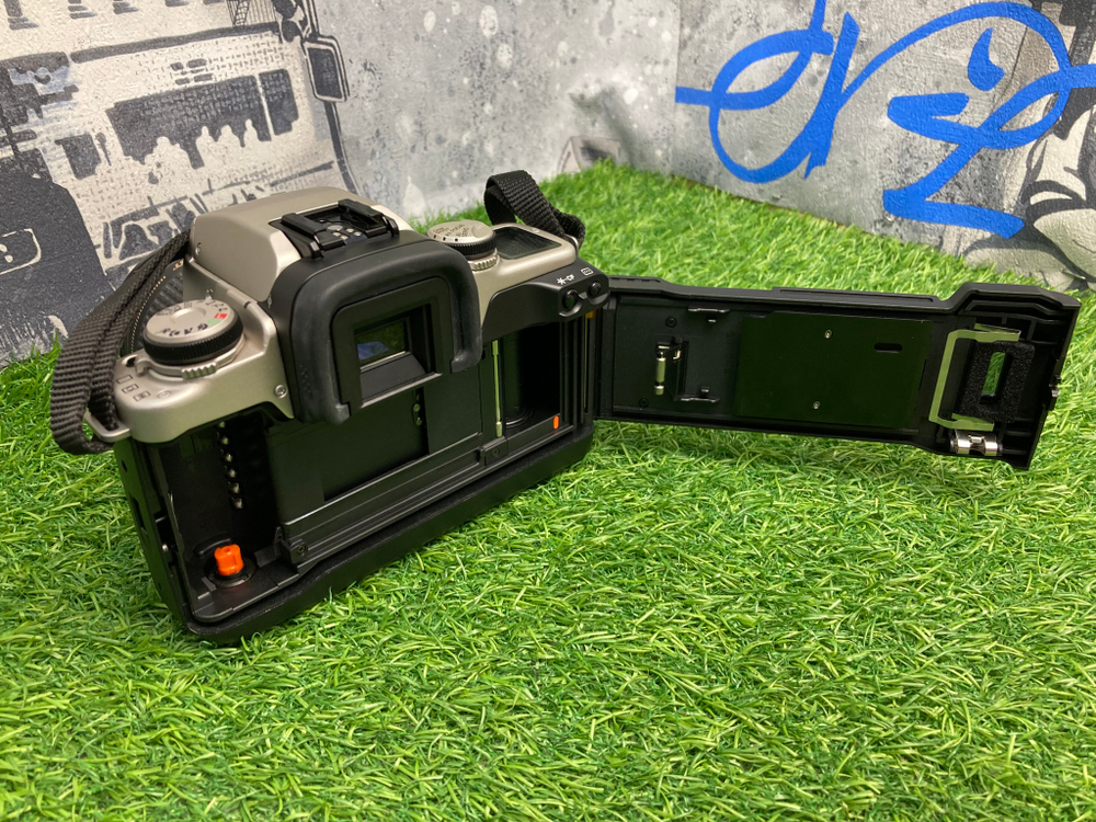Canon EOS 50E kit EF 28-80mm 3.5-5.6 IV