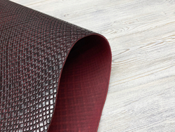 Ременная кожа Treccia Old Bordo (3,0+ мм), цв. Бордовый