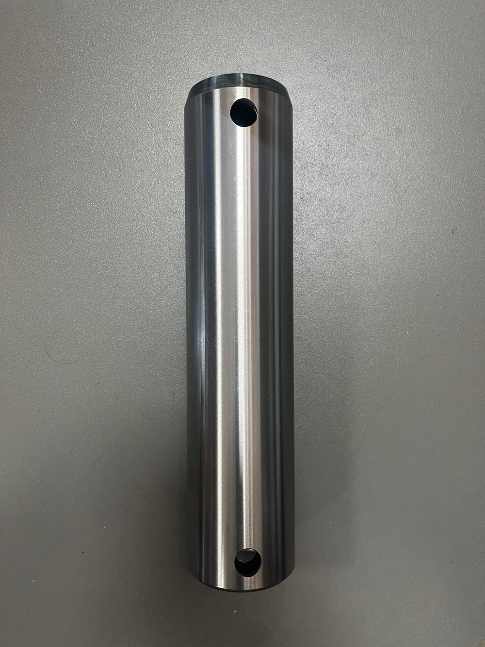 Палец передней стрелы 333/T9119, 811/90486 MPG