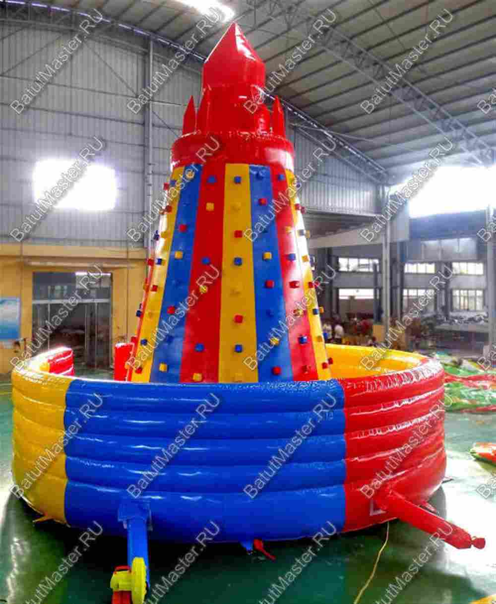 Скалодром "Покоритель вершин" 7*7*6 м