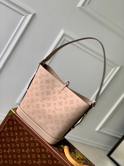 Louis Vuitton Flore