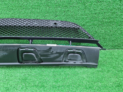 Решетка перед. бампера Mercedes GLC X253 15-19 AMG