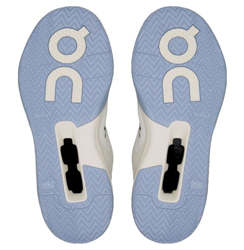 Мужские кроссовки теннисные On The Roger Clubhouse Pro - белый