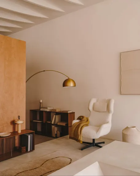 Крутящееся кресло Zalina, белое букле