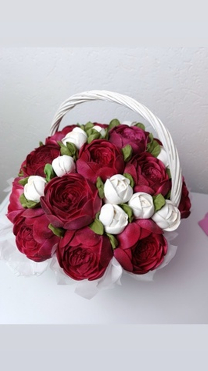 Корзина «Пионы»