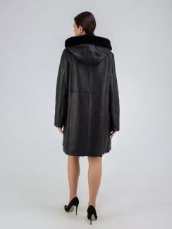 Дубленка зимняя натуральная с капюшоном