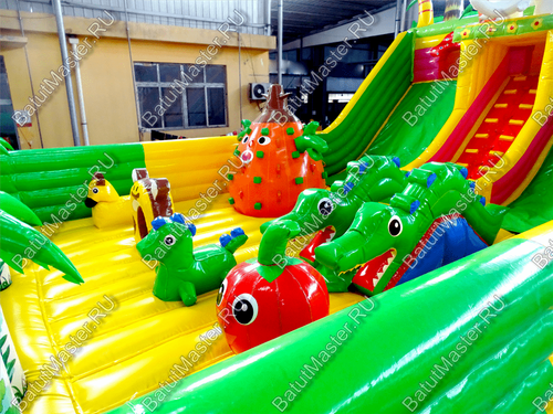 Коммерческий надувной батут "Сафари парк" 12*7*7 м