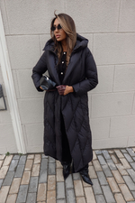 Пуховик в длине миди со съемной манишкой