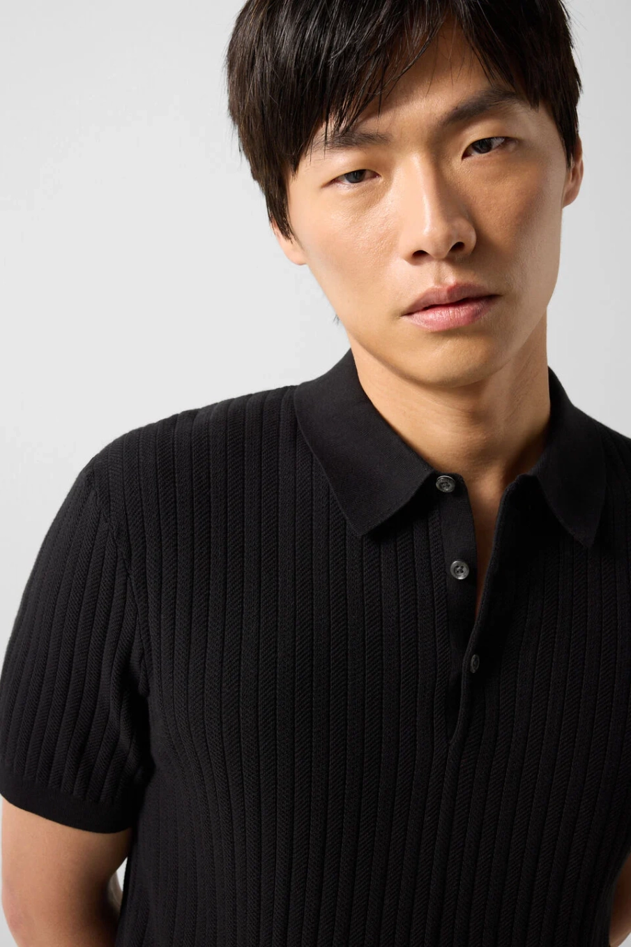 Джемпер с коротким рукавом BOGNER TOBIAS в черном цвете