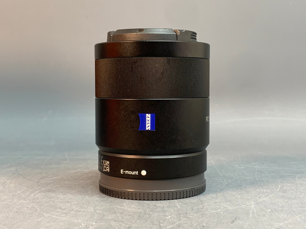 Sony Carl Zeiss Sonnar T 55mm f/1.8 ZA* (SEL-55F18Z)