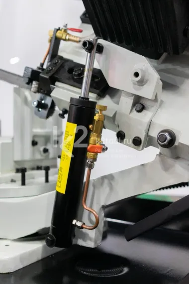 Ленточнопильный станок с гидрозагрузкой Stalex BS-912GR