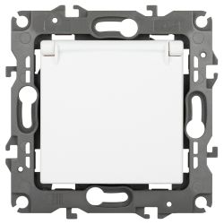 Розетка ЭРА Серия 12 12-2103-01М 2P+E Schuko со шторками с крышкой 16А-250В белый матовый