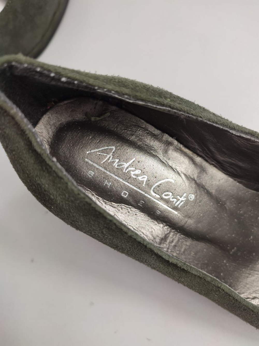 Туфли Andrea Conti замшевые 35 размер